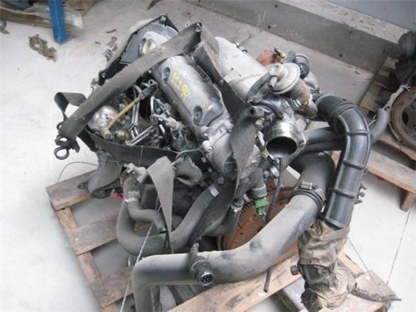 VOLVO S40 1 generation (1996-2004) Motor D4192T2 24858565