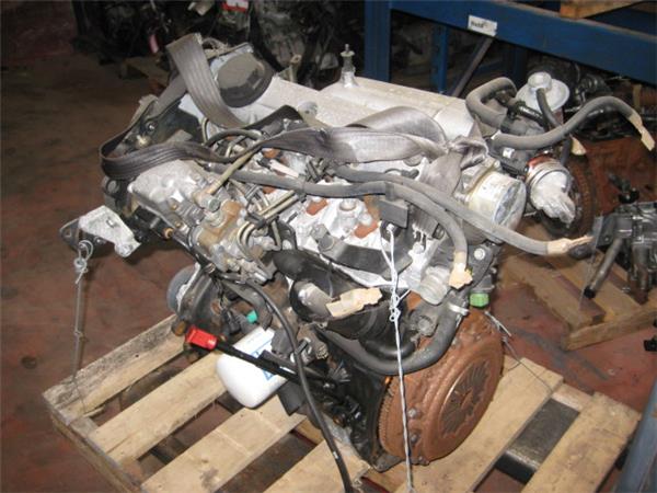 VOLVO S40 1 generation (1996-2004) Motor (Slovak) D4192T2 24858601