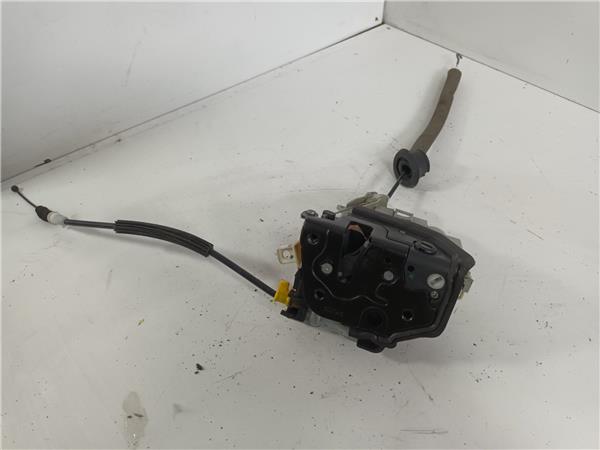 AUDI A5 Sportback 3 generation (1996-2006) Centrālās atslēgas / bloķēšanas vadības bloks 8K0839016H 24977297