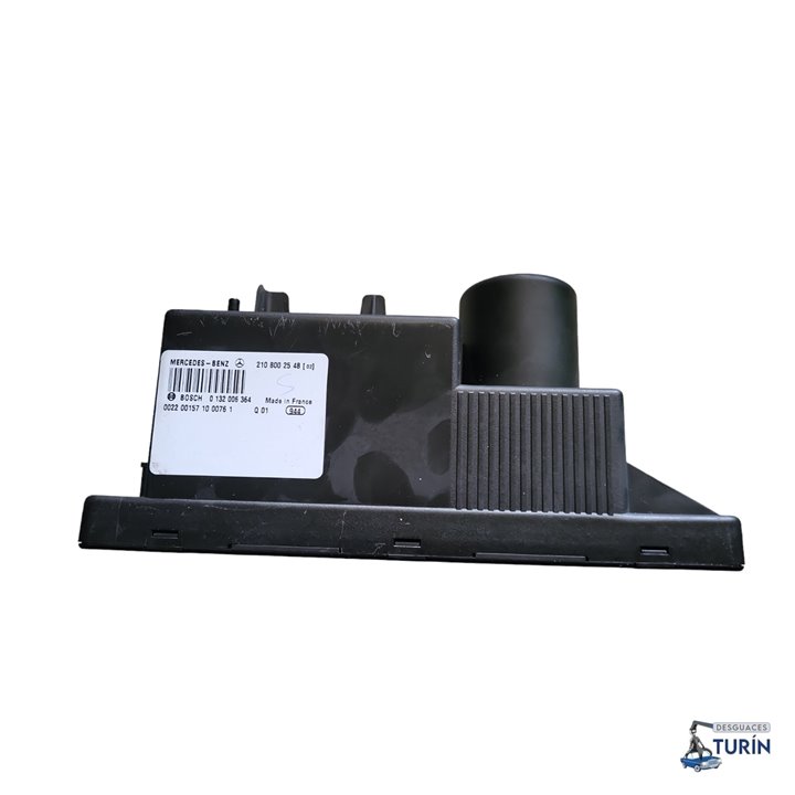 MERCEDES-BENZ E-Class W210 (1995-2002) Central Locking Vacuum Pump 2108002548 22432386