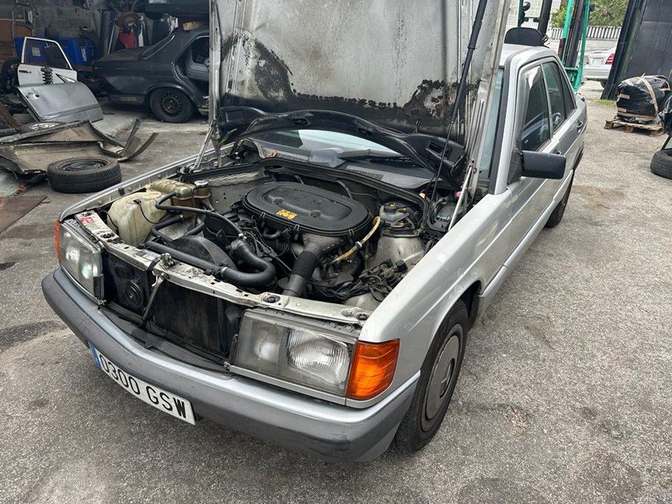 MERCEDES-BENZ 190 (W201) 1 generation (1982-1993) Annan del 2018870583 24886264