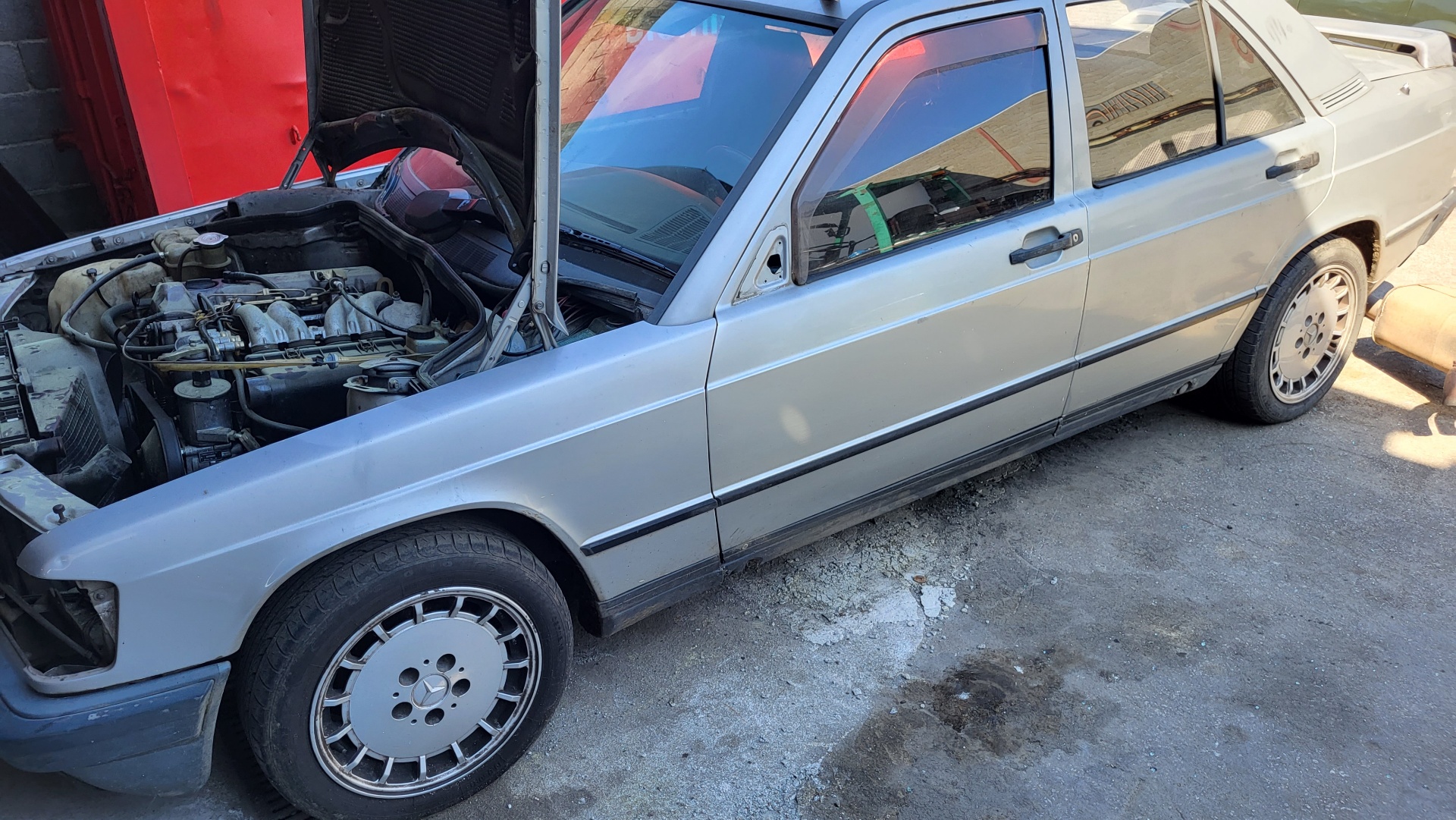 MERCEDES-BENZ 190 (W201) 1 generation (1982-1993) Топливный бак 24772529