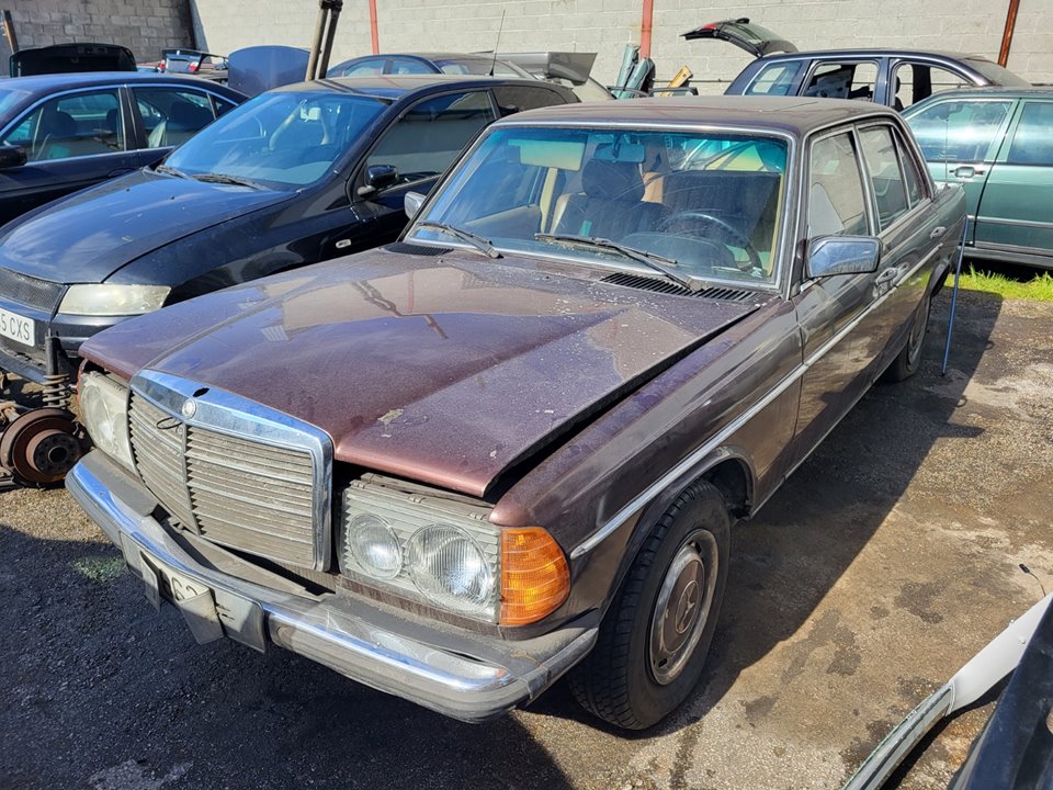 MERCEDES-BENZ W123 1 generation (1975-1985) Annan del 24886143