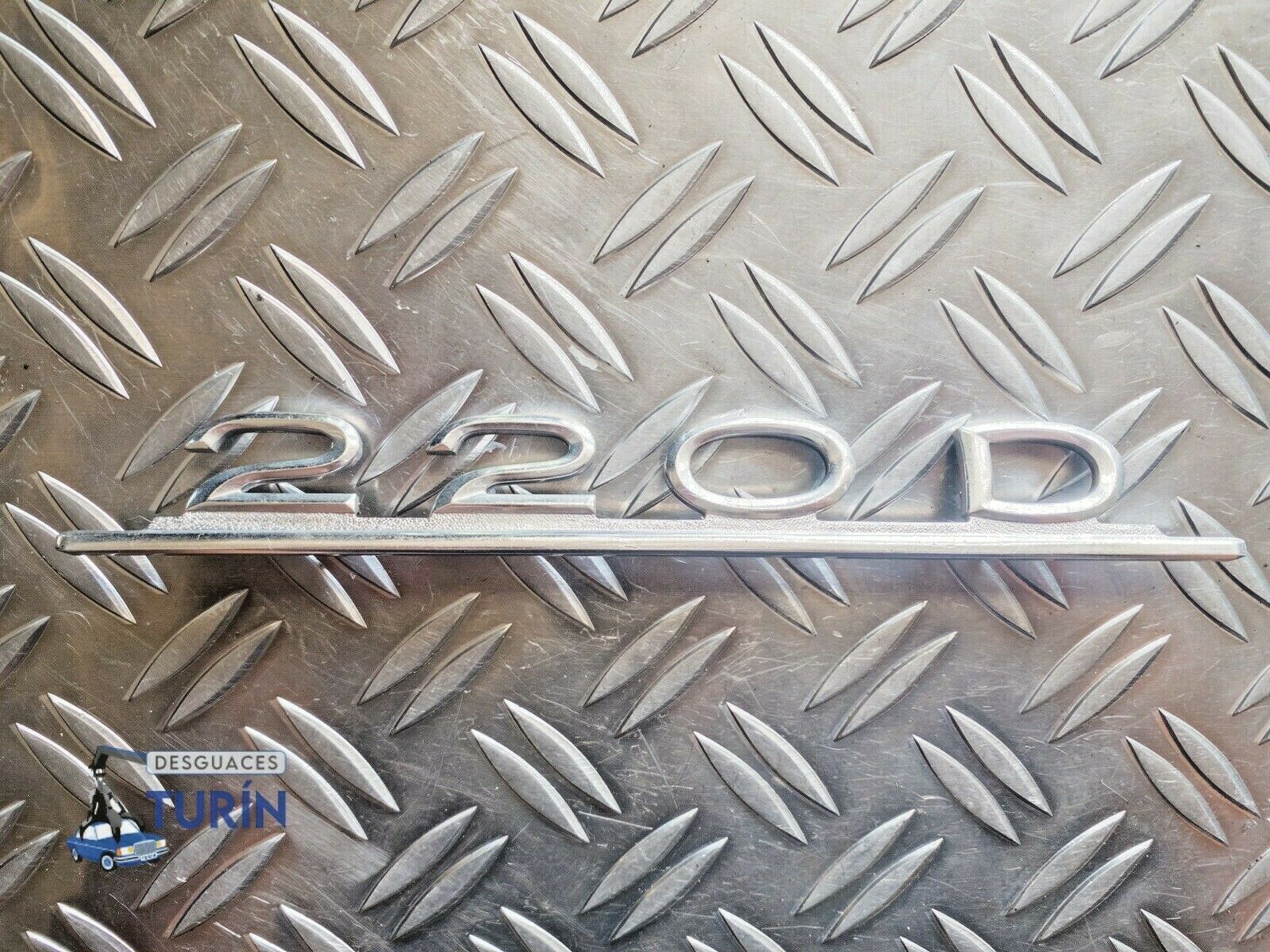 MERCEDES-BENZ Bonnet Badge 19958933