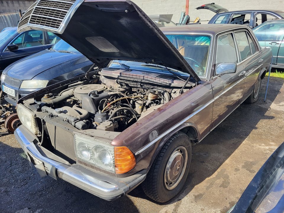 MERCEDES-BENZ W123 1 generation (1975-1985) Etupuskuri 1238800670 22432093