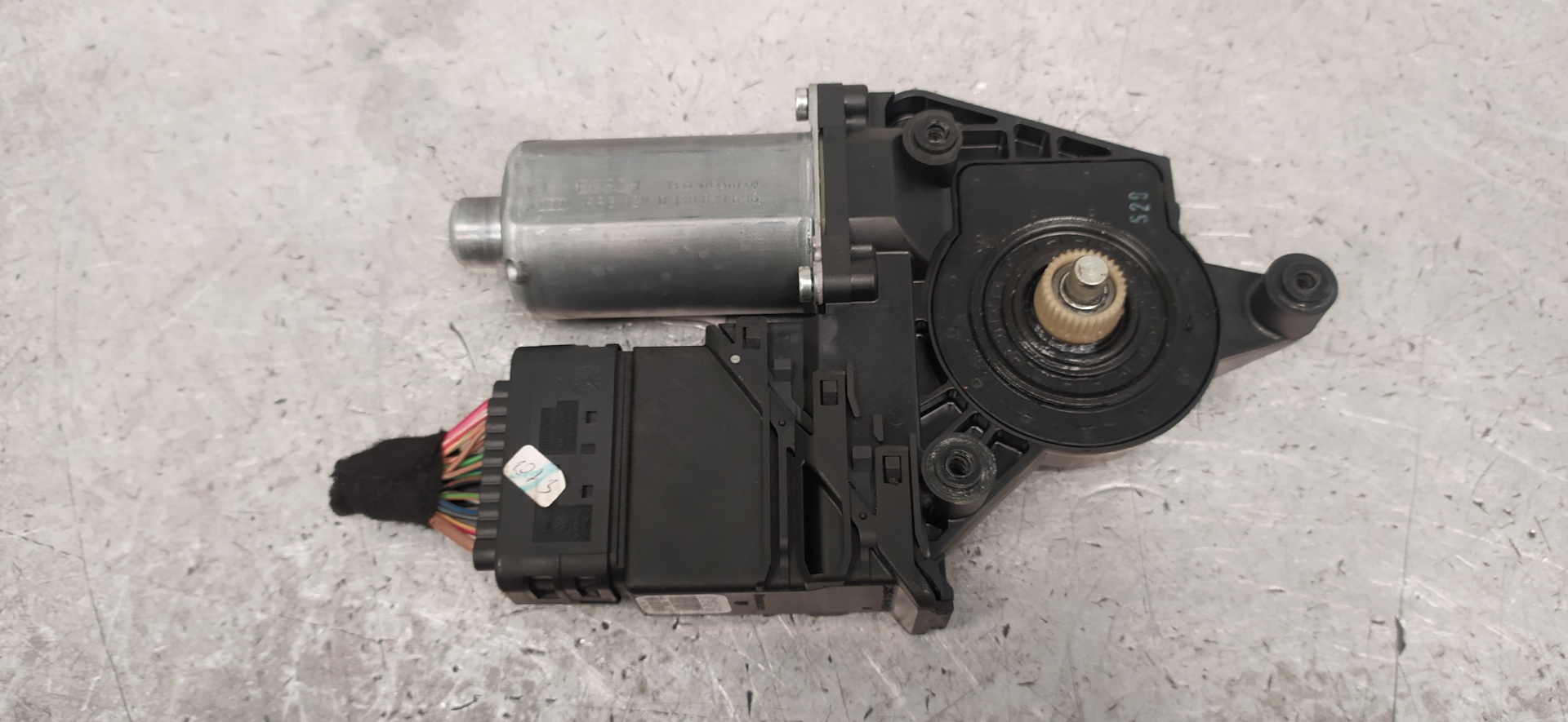 VOLKSWAGEN Passat B5 (1996-2005) Rear Right Door Window Control Motor 1C0959812, 0130821696 20097052