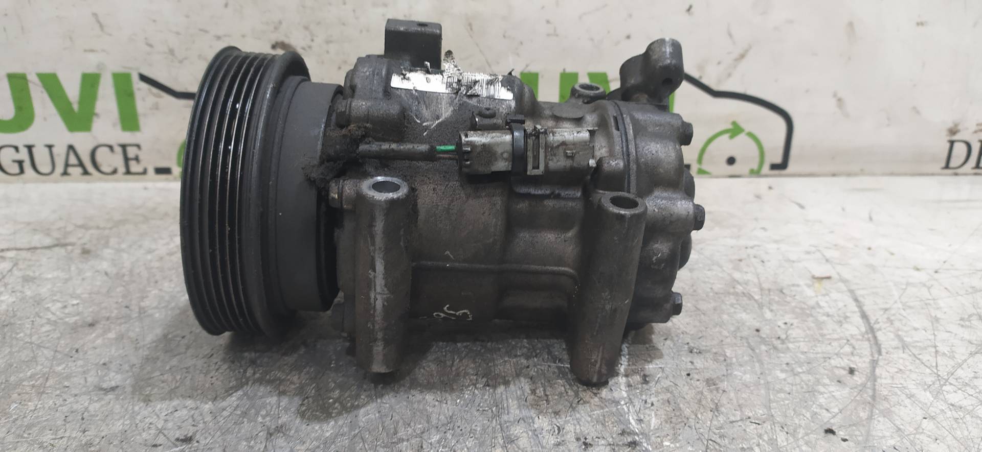 NISSAN Note 1 generation (2005-2014) Air Condition Pump 8200365787, SD6VBHF 20038790