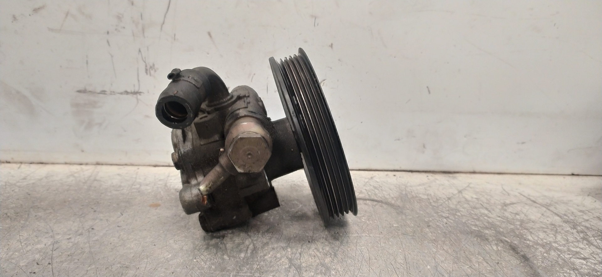 VOLKSWAGEN Passat B5 (1996-2005) Power Steering Pump 8D0145156L 20069499