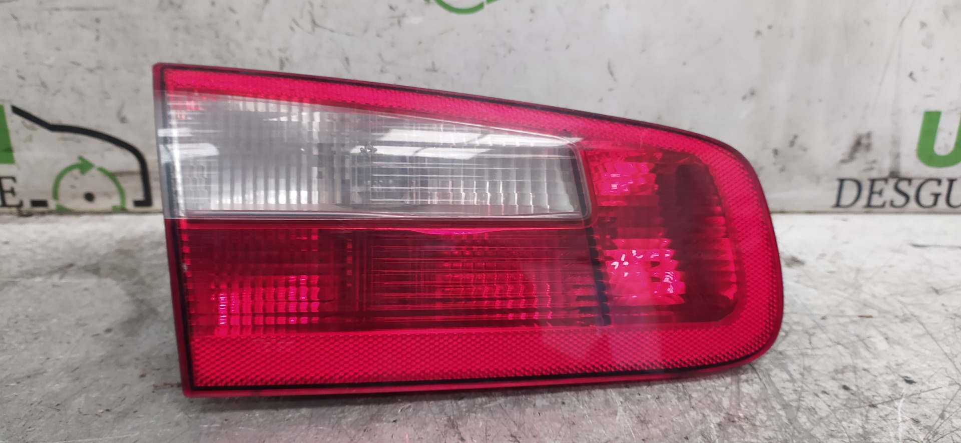 RENAULT Laguna 2 generation (2001-2007) Rear Left Taillight 8200002475 25907398