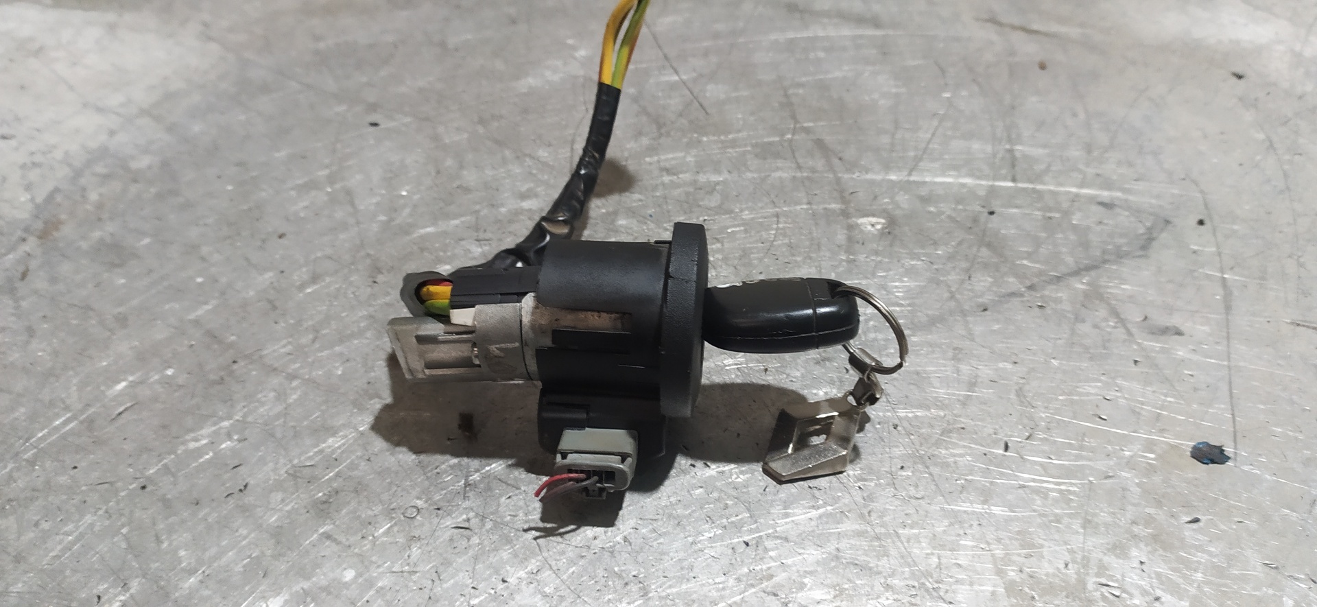 RENAULT Clio 2 generation (1998-2013) Ignition Lock 143408, 31001 20087312