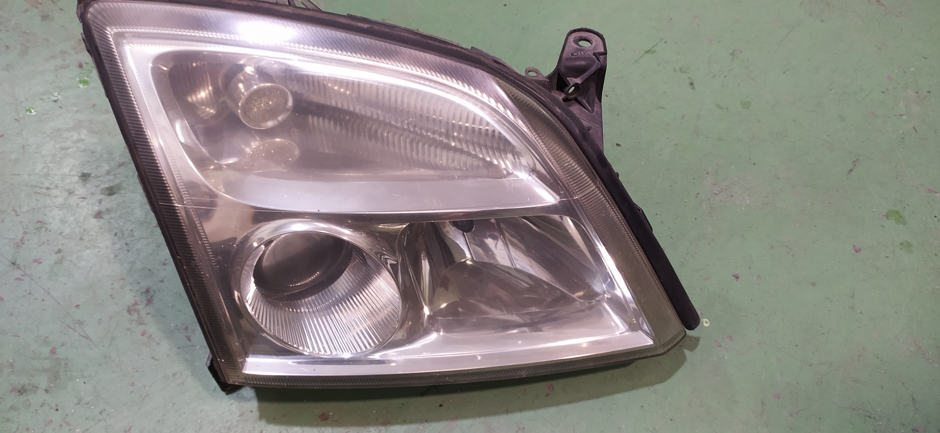 ACURA Vectra C (2002-2005) Front Right Headlight 15588800 25772697