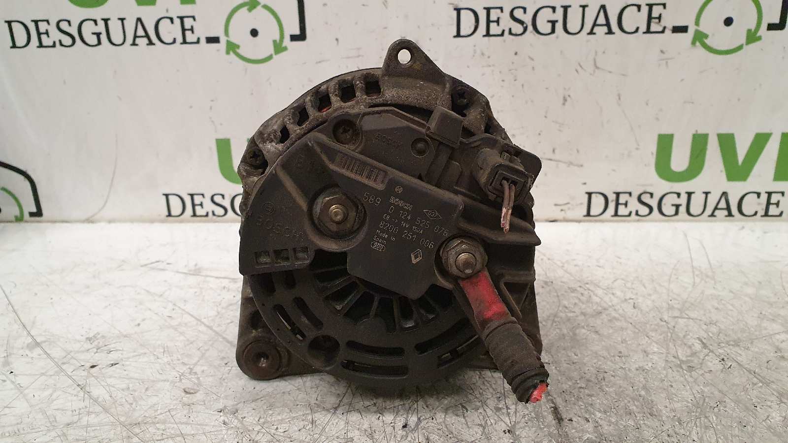 RENAULT Laguna 2 generation (2001-2007) Alternator 8200251006, 0124525076 20024209