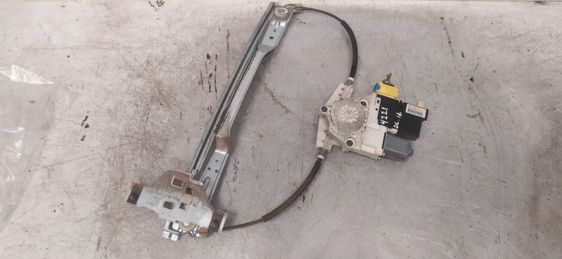 CITROËN C4 1 generation (2004-2011) Front Left Door Window Regulator 997832101 20123685