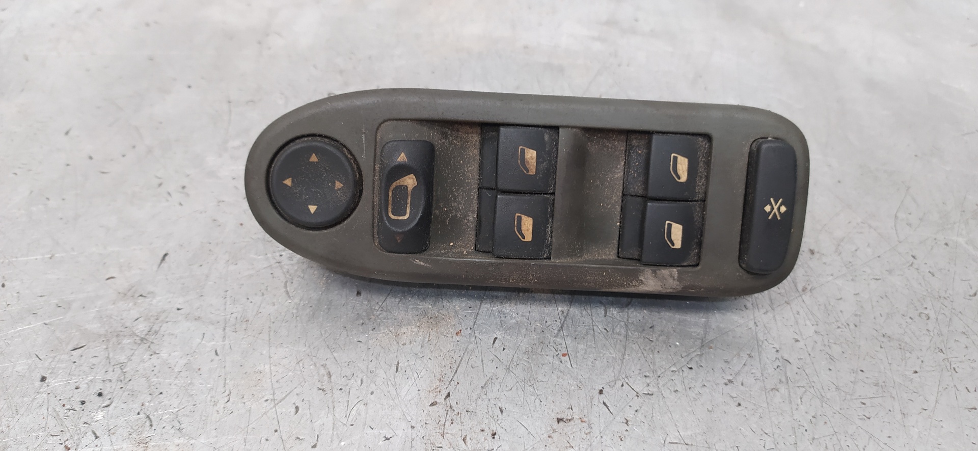 CITROËN C5 1 generation (2001-2008) Front Left Door Window Switch 96326945ZJ 25061786