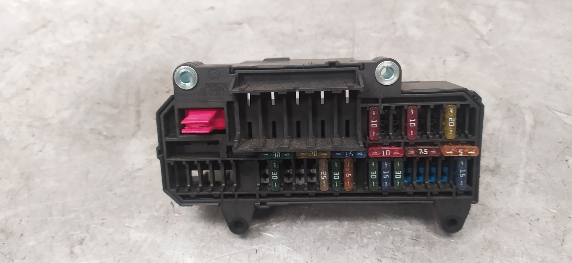 BMW 7 Series E65/E66 (2001-2008) Fuse Box 6113690058301 23385775