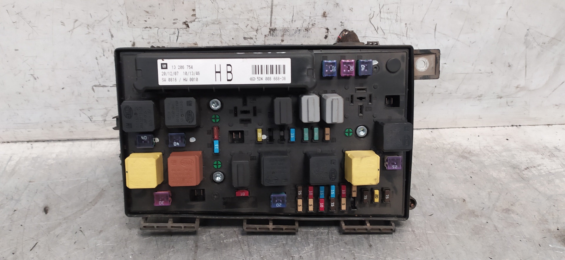 OPEL Zafira B (2005-2010) Fuse Box 13206754,5DK00866953 25966892