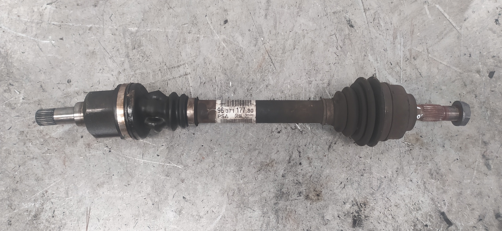 CITROËN C4 Picasso 1 generation (2006-2013) Front Left Driveshaft 9637117780 23387577