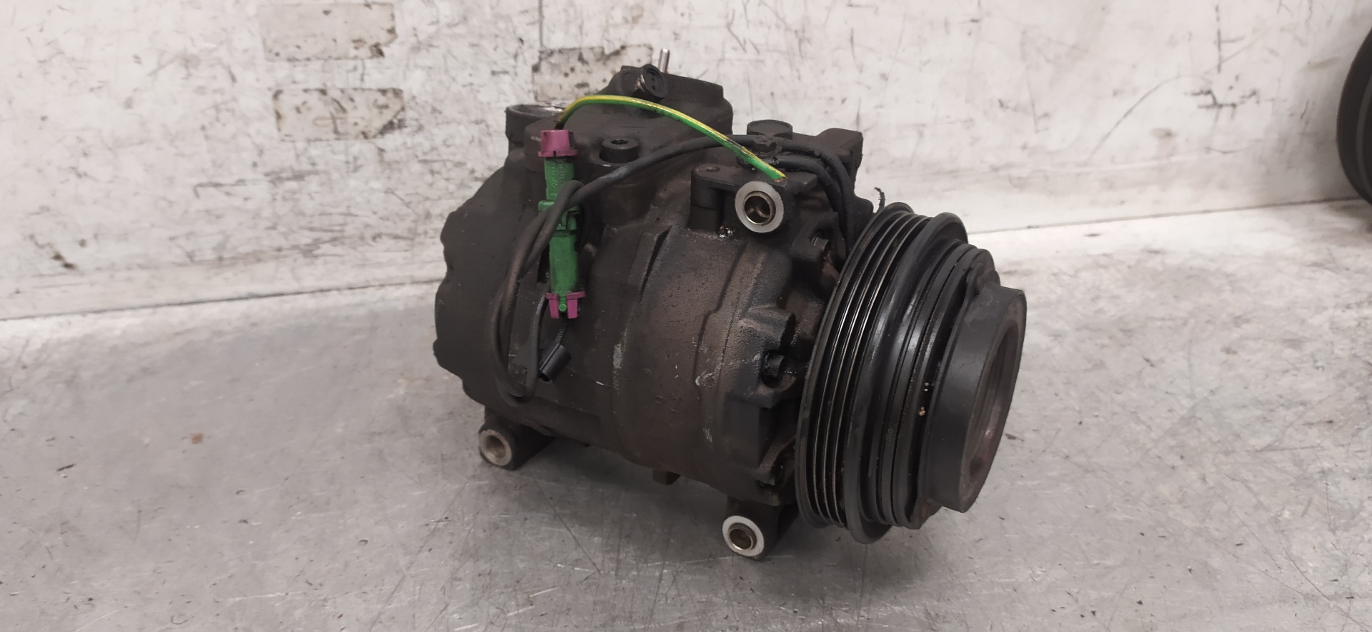 AUDI A6 C5/4B (1997-2004) Air Condition Pump 4B0260805C 25188296