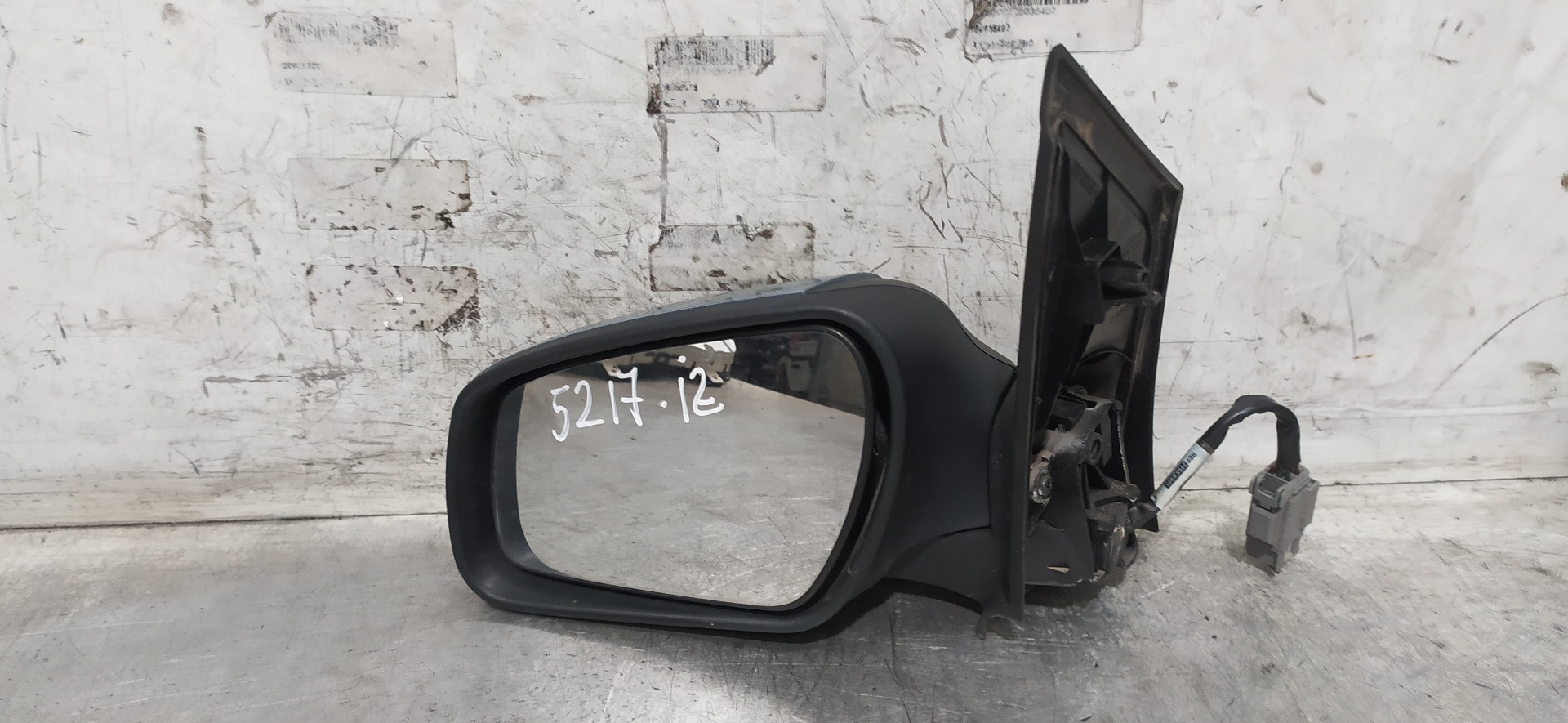 FORD Focus 2 generation (2004-2011) Left Side Wing Mirror 25967479