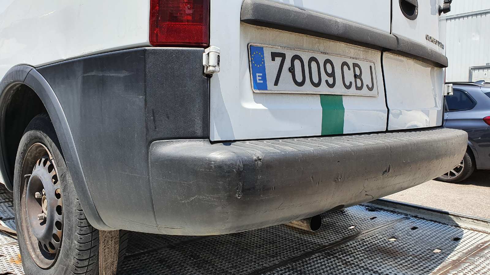 OPEL Combo C (2001-2011) Rear Bumper 19999909