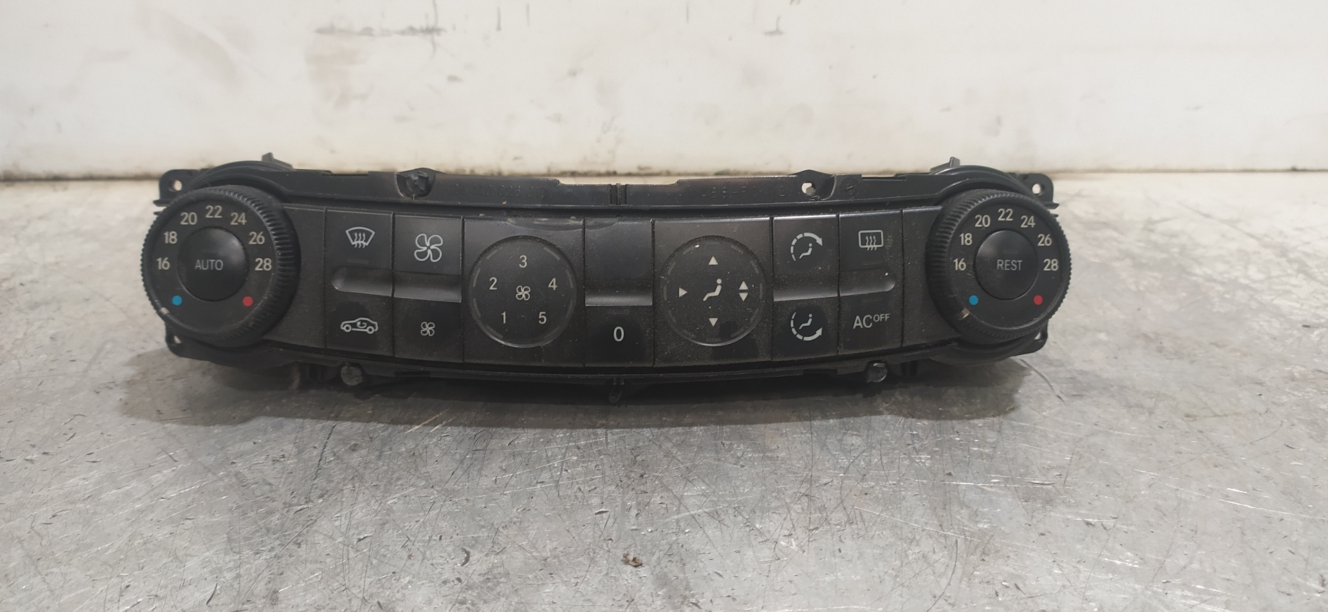 MERCEDES-BENZ E-Class W211/S211 (2002-2009) Klimata kontroles modulis 2118300090 20066444