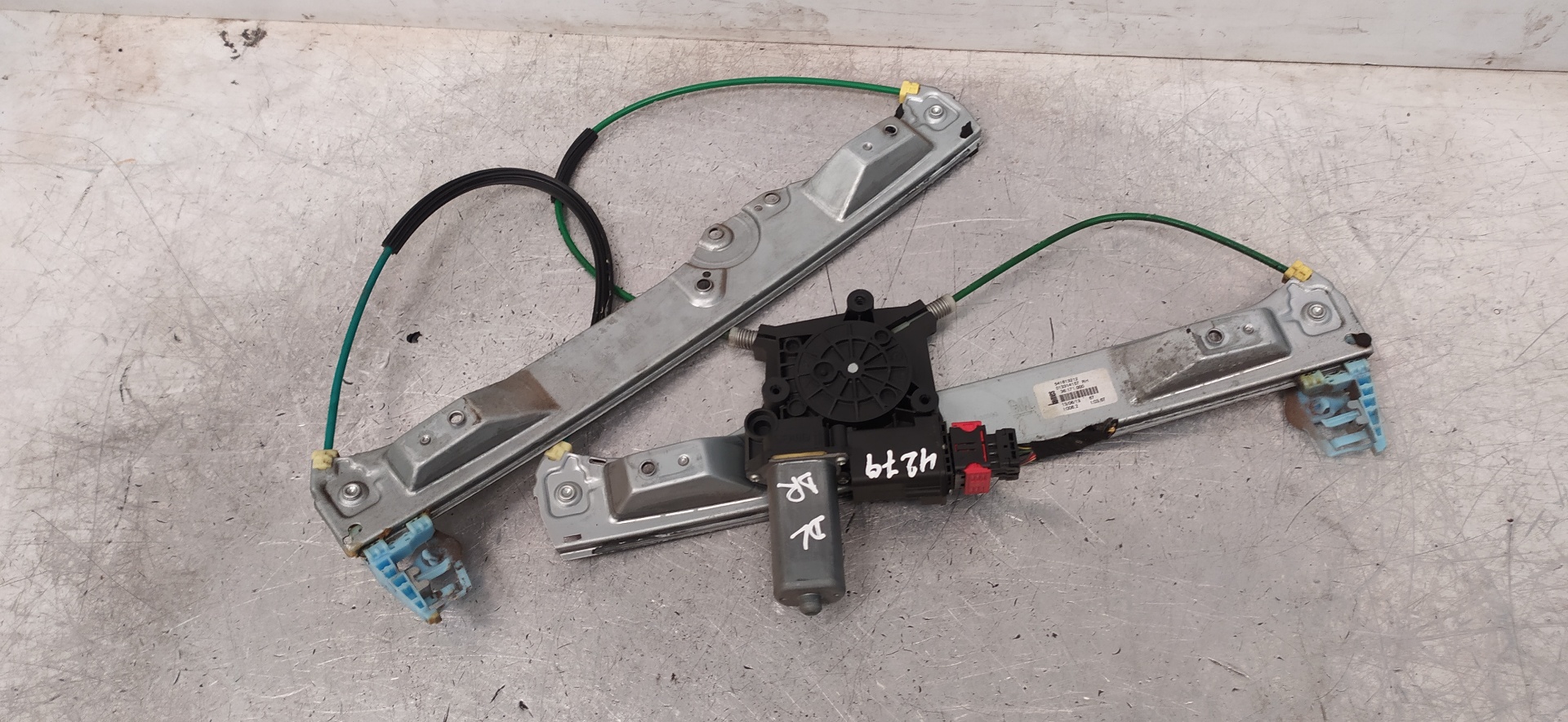 OPEL Corsa D (2006-2020) Front Right Door Window Regulator 541613212 25909381