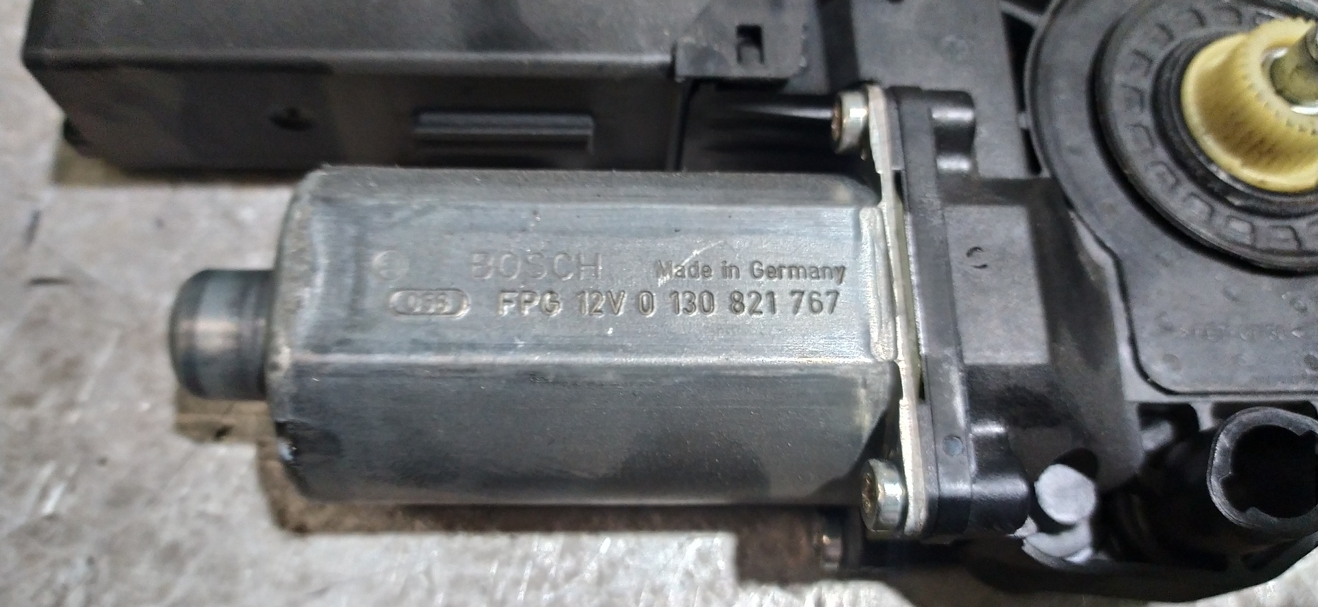 AUDI A4 B6/8E (2000-2005) Aizmugurējo kreiso durvju loga pacēlāja motorīts 0130821767, 8E0959801, 5WK49204ABF 20086228