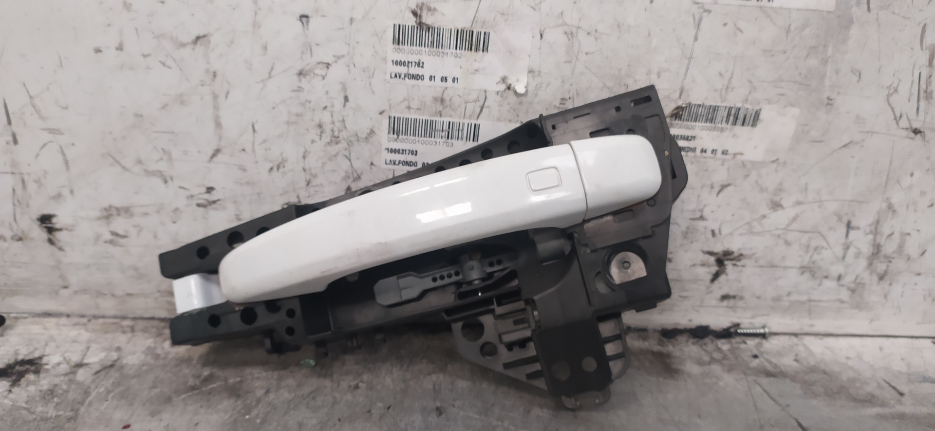 AUDI A1 8X (2010-2020) Rear Left Door Exterior Handle 8T0837885B 25966620