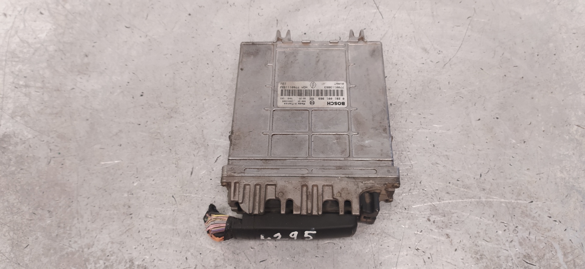 RENAULT Megane 2 generation (2002-2012) Engine Control Unit ECU 7700113863, 0281001969 20102567