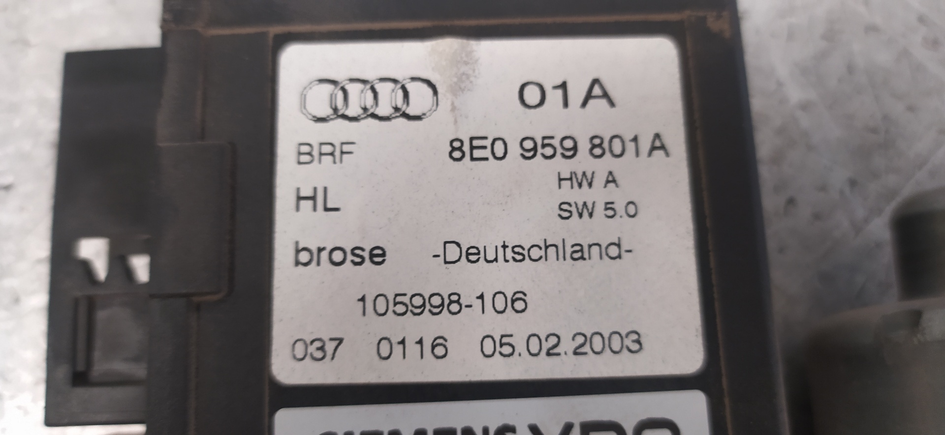 AUDI A4 B6/8E (2000-2005) Galinių kairių durų stiklo pakelėjo varikliukas 8E0959801A,0130821767 20101974