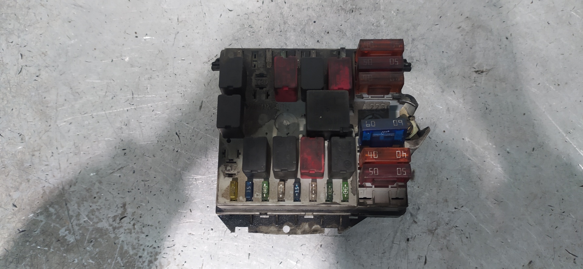 NISSAN 147 2 generation (2004-2010) Fuse Box 51742420 20119984