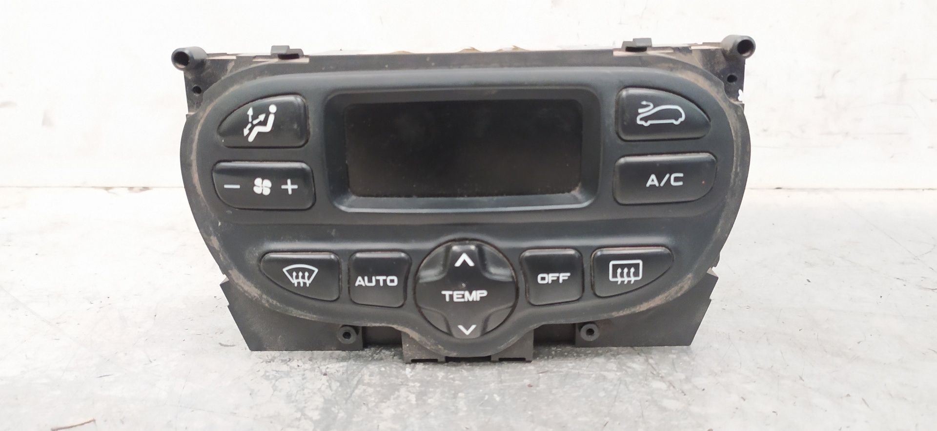 TOYOTA 307 1 generation (2001-2008) Klimato kontrolės (klimos) valdymas 96527144XT, 216788954 20091024