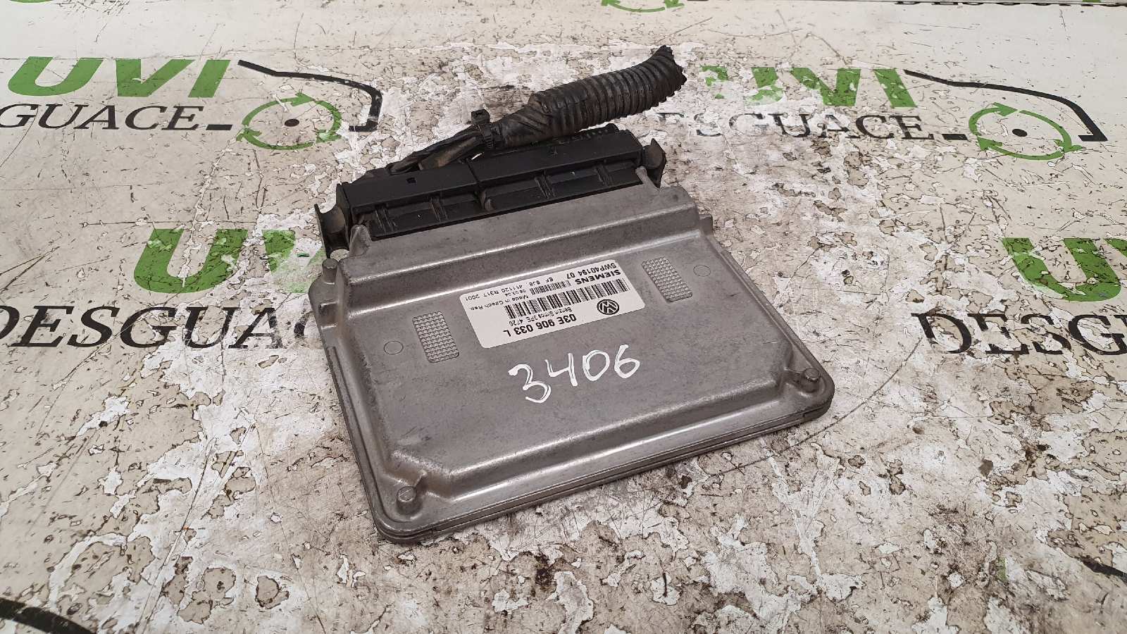 VOLVO Polo 4 generation (2001-2009) Engine Control Unit ECU 03E906033L,5WP4019407 19990978