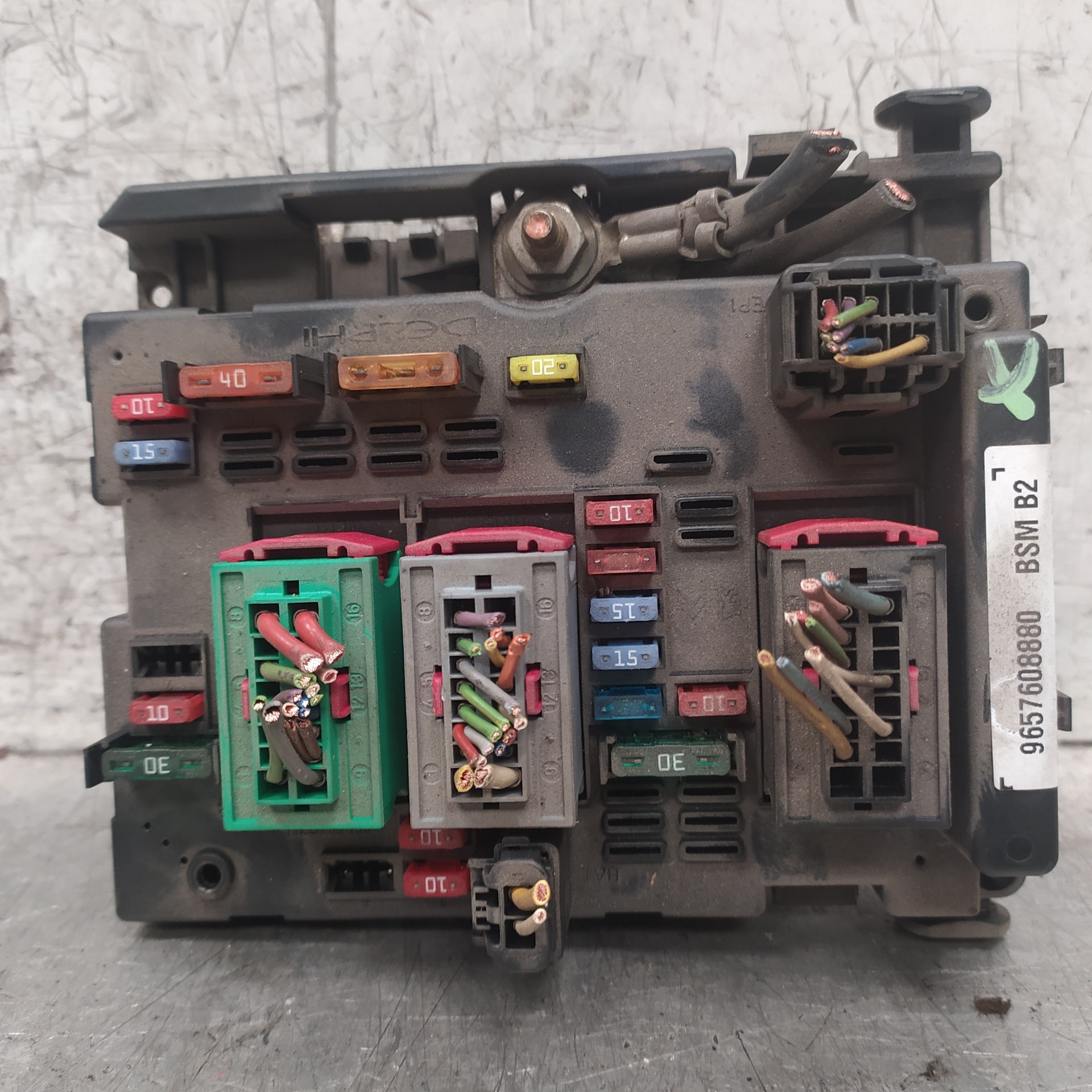 PEUGEOT Fuse Box 9657608880 25307279