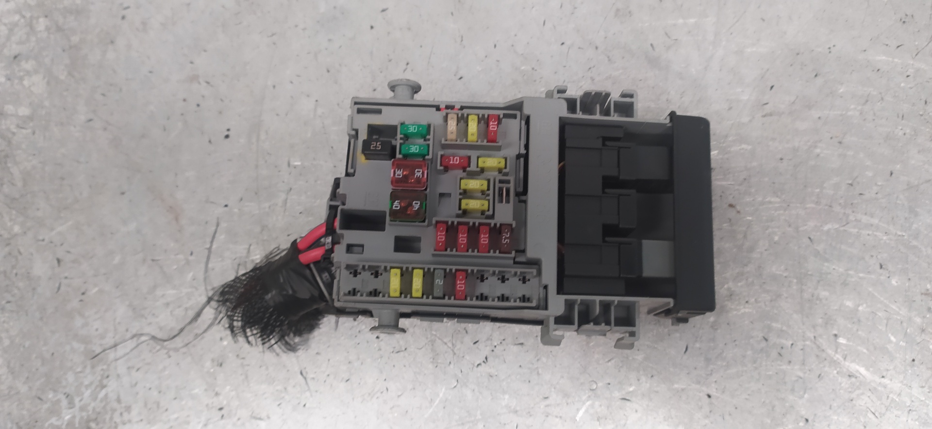 OPEL Insignia A (2008-2016) Fuse Box 13222786 20120717