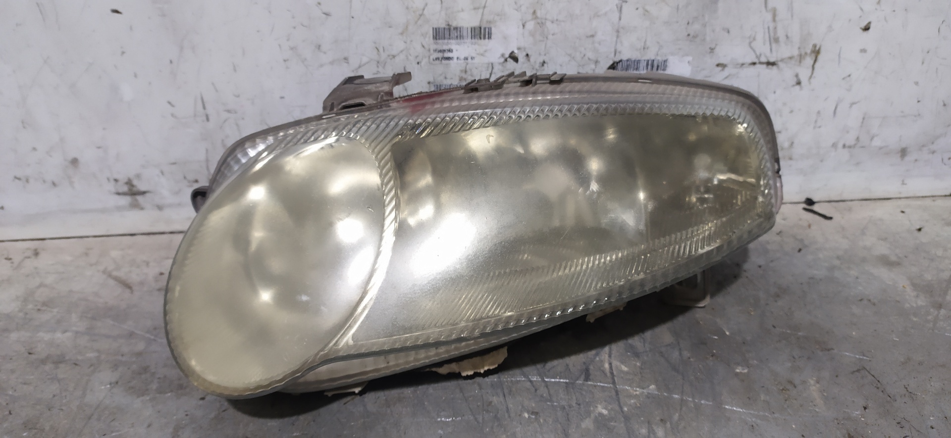 ALFA ROMEO 147 2 generation (2004-2010) Front Left Headlight 0301186201, 468261960 23390798