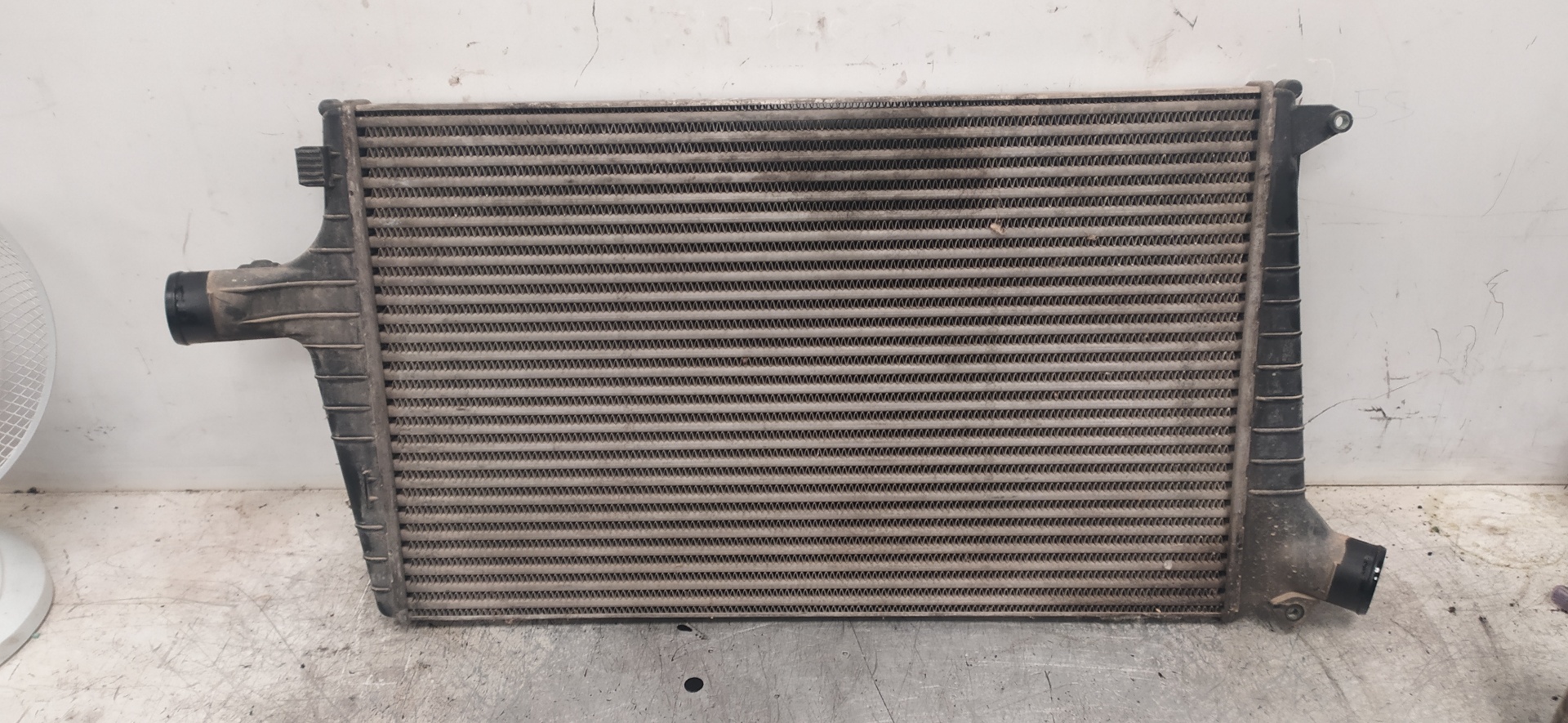 AUDI A6 C5/4B (1997-2004) Radiator intercooler 4b0145805a 20399929