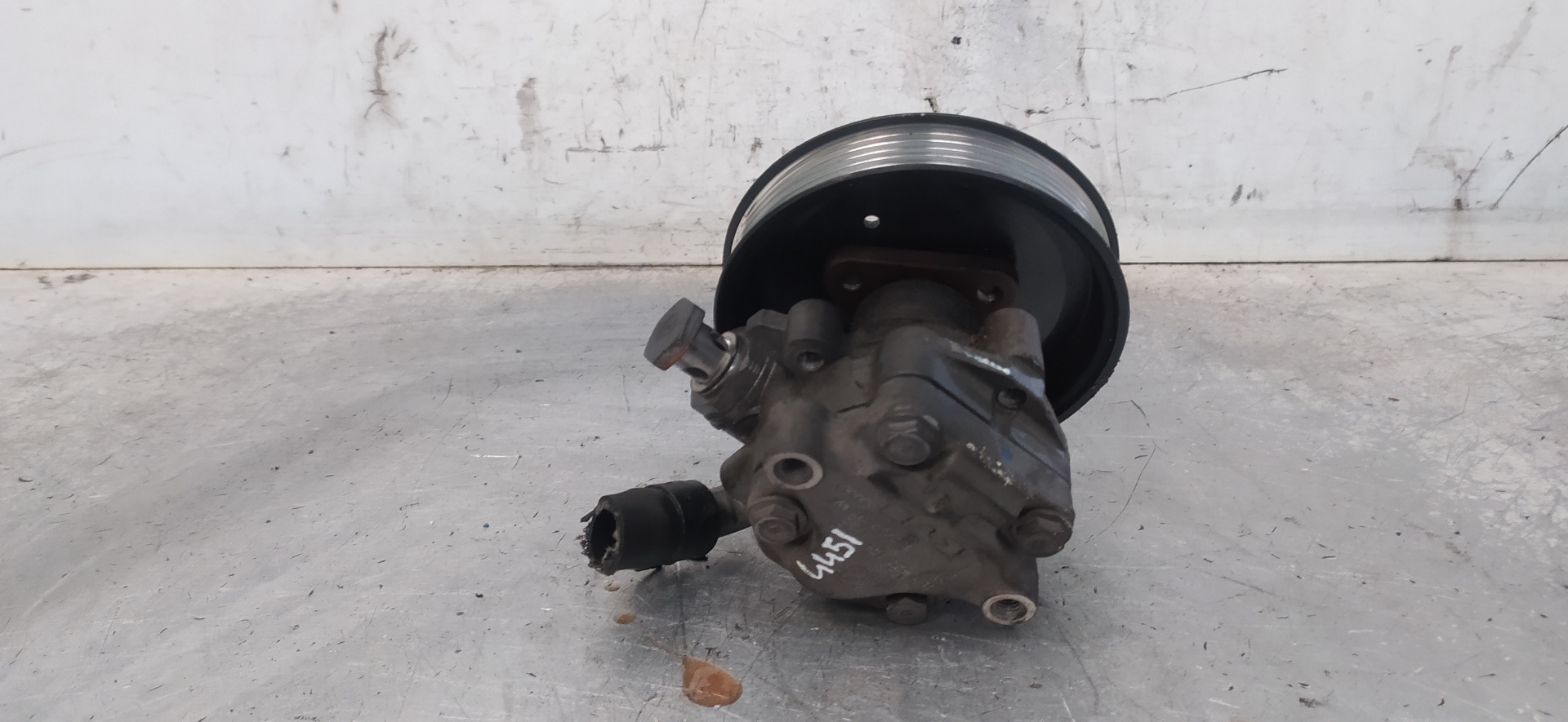 VOLKSWAGEN Touareg 1 generation (2002-2010) Power Steering Pump 059145255C 20117216