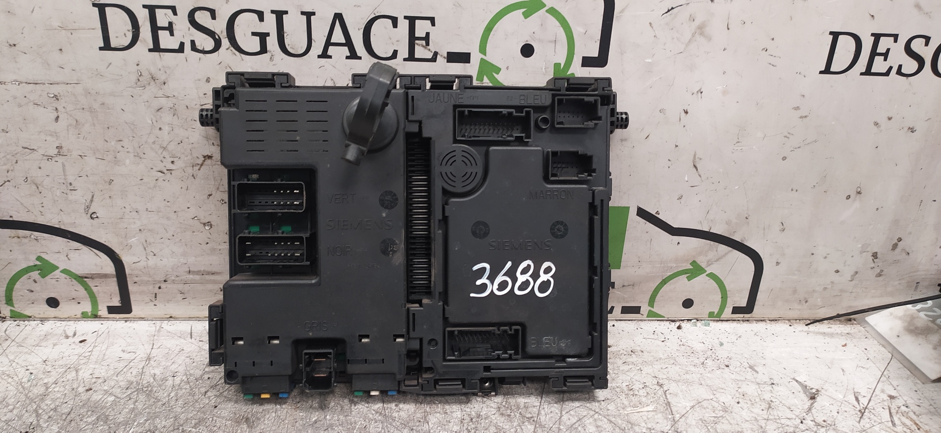 FORD 206 1 generation (1998-2009) Fuse Box 962646088003 20045646