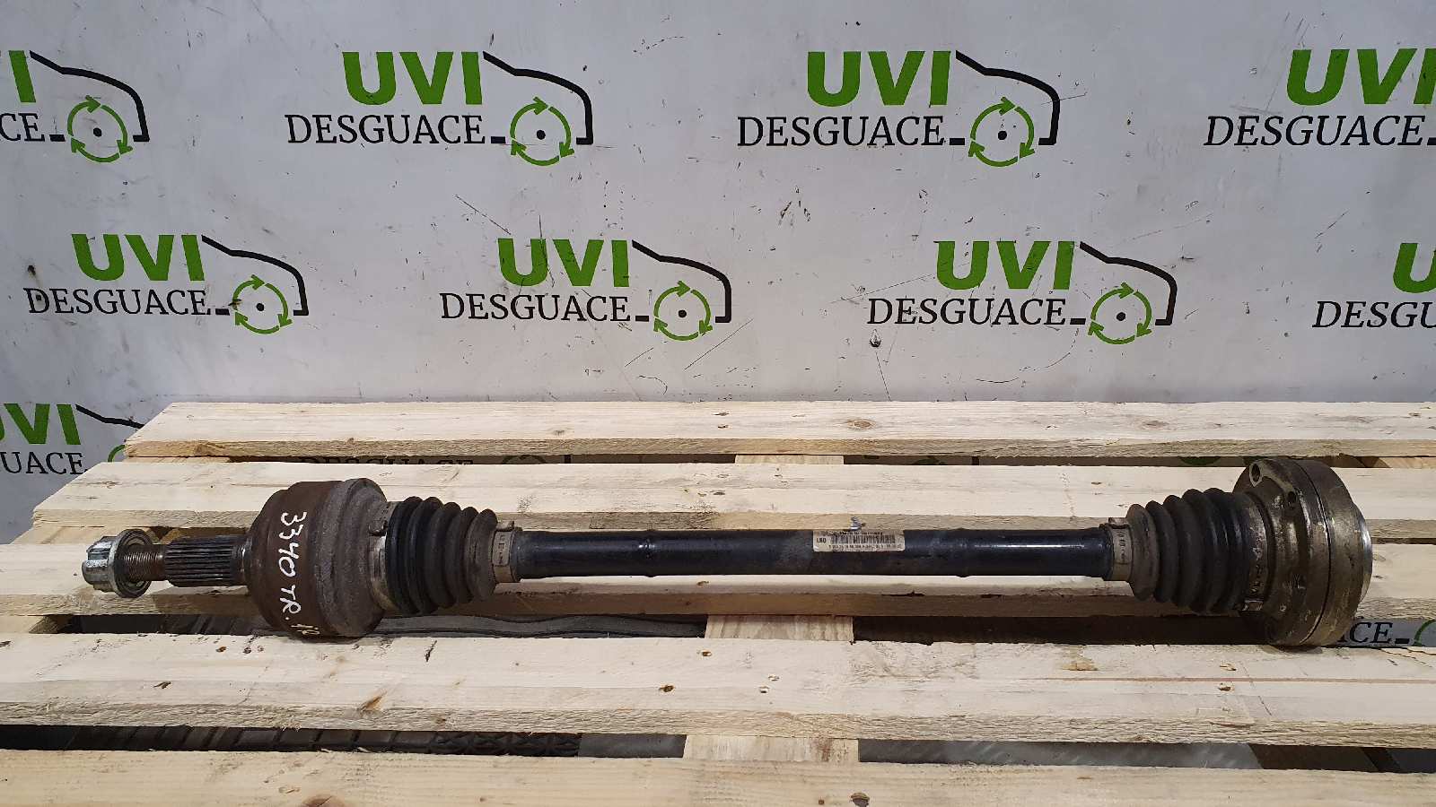 VOLKSWAGEN Touareg 1 generation (2002-2010) Arbre de transmission arrière gauche 7L0501201B 19987912