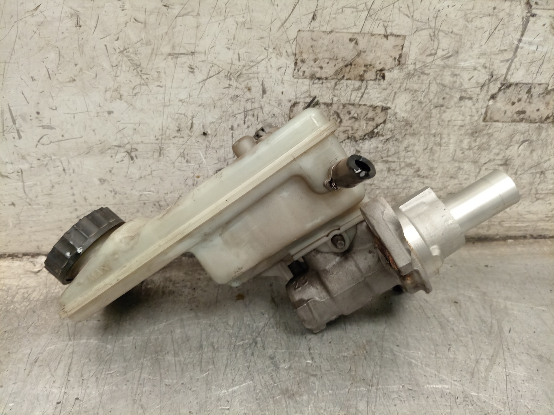 RENAULT Megane 2 generation (2002-2012) Brake Cylinder 0204051266 25918053