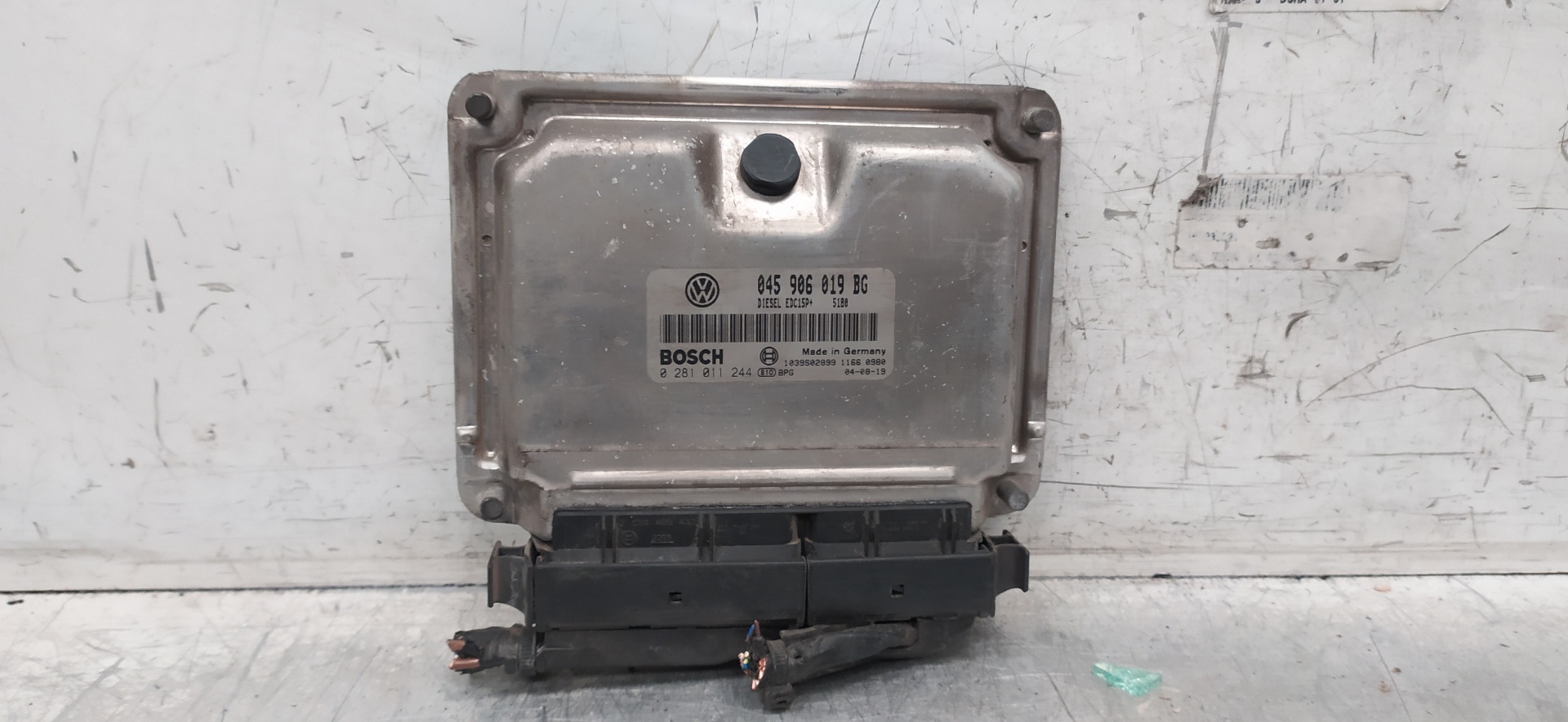 SEAT Cordoba 2 generation (1999-2009) Engine Control Unit ECU 045906019BG, 0281011244 23392159