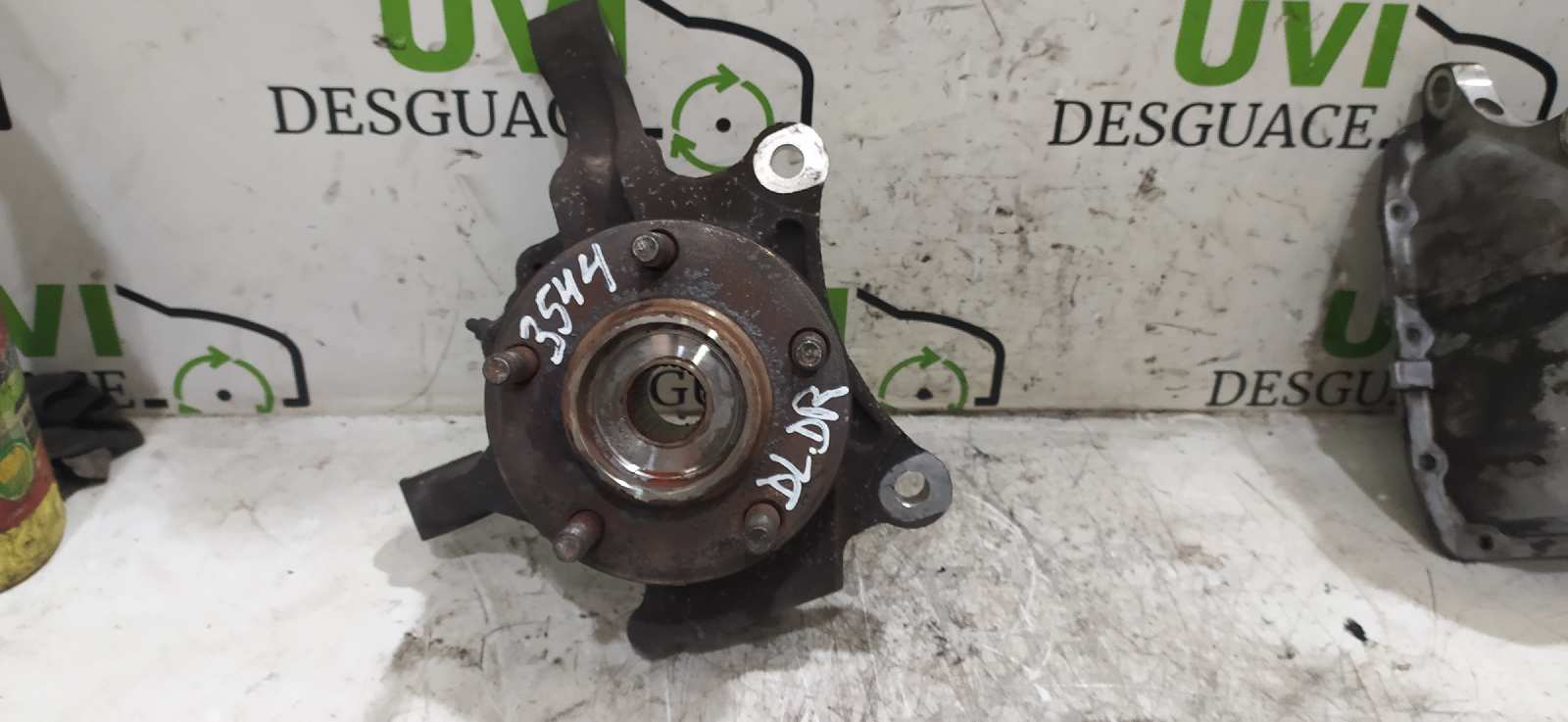 CHRYSLER Sebring 2 generation (2001-2007) Front Right Wheel Hub 04694948AA 20010926