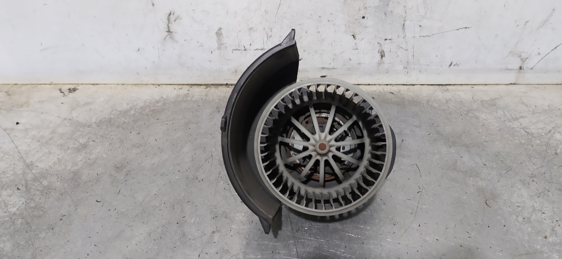 VOLKSWAGEN Touareg 1 generation (2002-2010) Heater Blower Fan 7L0820021L 20117007