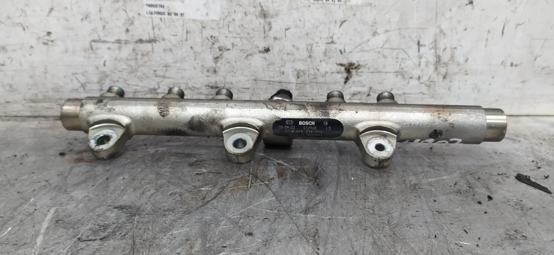 ALFA ROMEO 147 2 generation (2004-2010) Fuel Rail 0445214016 23389630