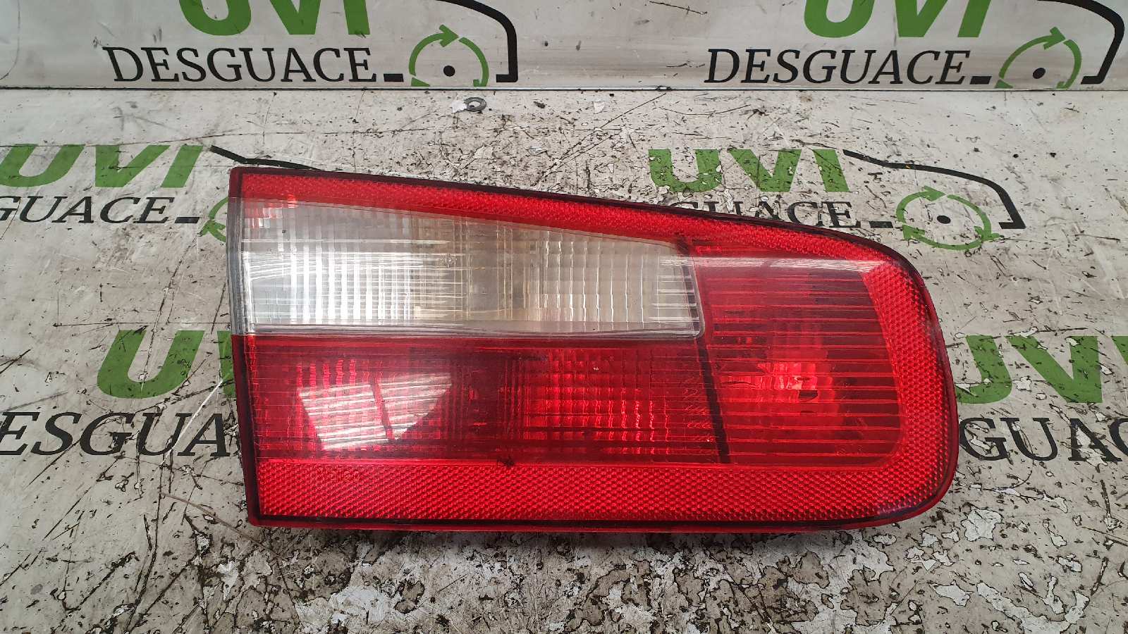 RENAULT Laguna 2 generation (2001-2007) Bal hátsó lámpa 8200002475 25905542