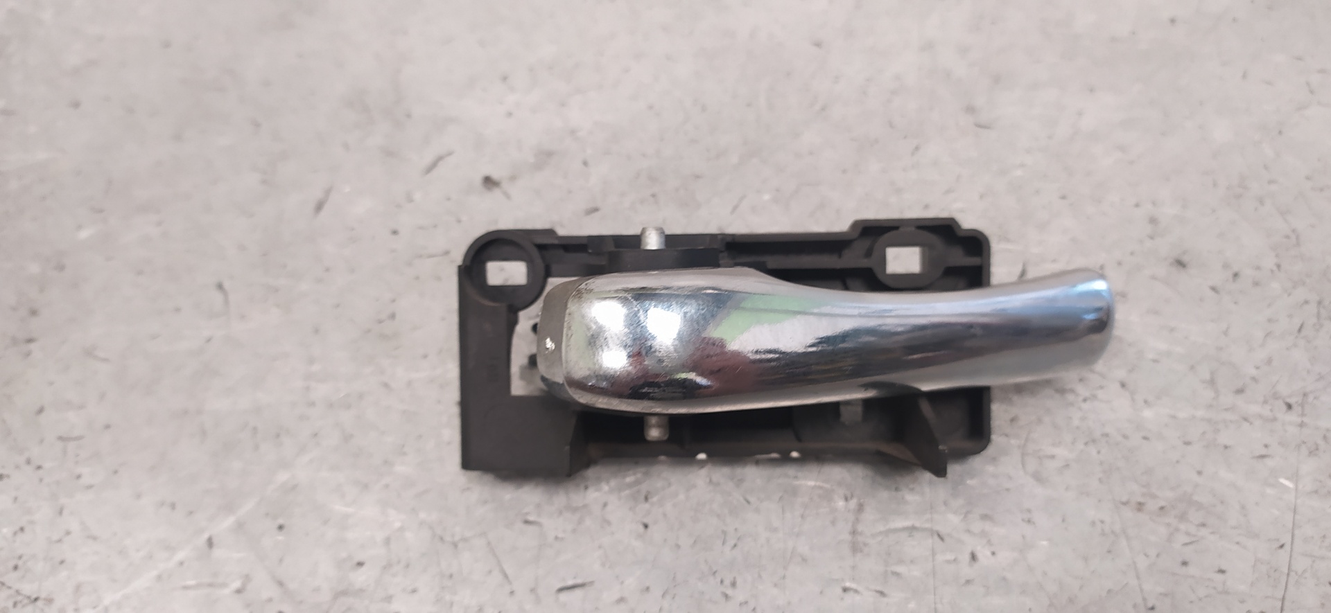 NISSAN 147 2 generation (2004-2010) Front Left Door Interior Handle Frame 46736147 20102553