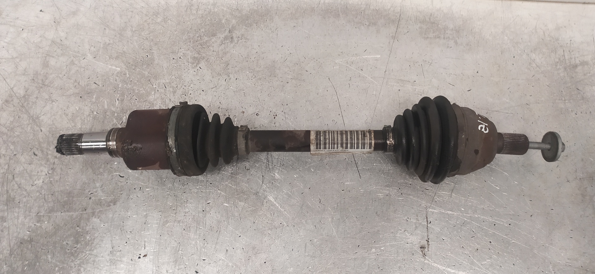 PEUGEOT Focus 2 generation (2004-2011) Front Left Driveshaft 3M513B437DAF 20121828