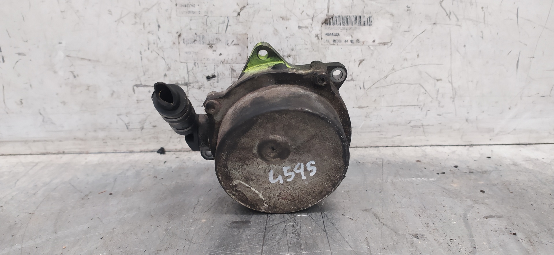 AUDI A6 C5/4B (1997-2004) Vakuum pumpe 25966812