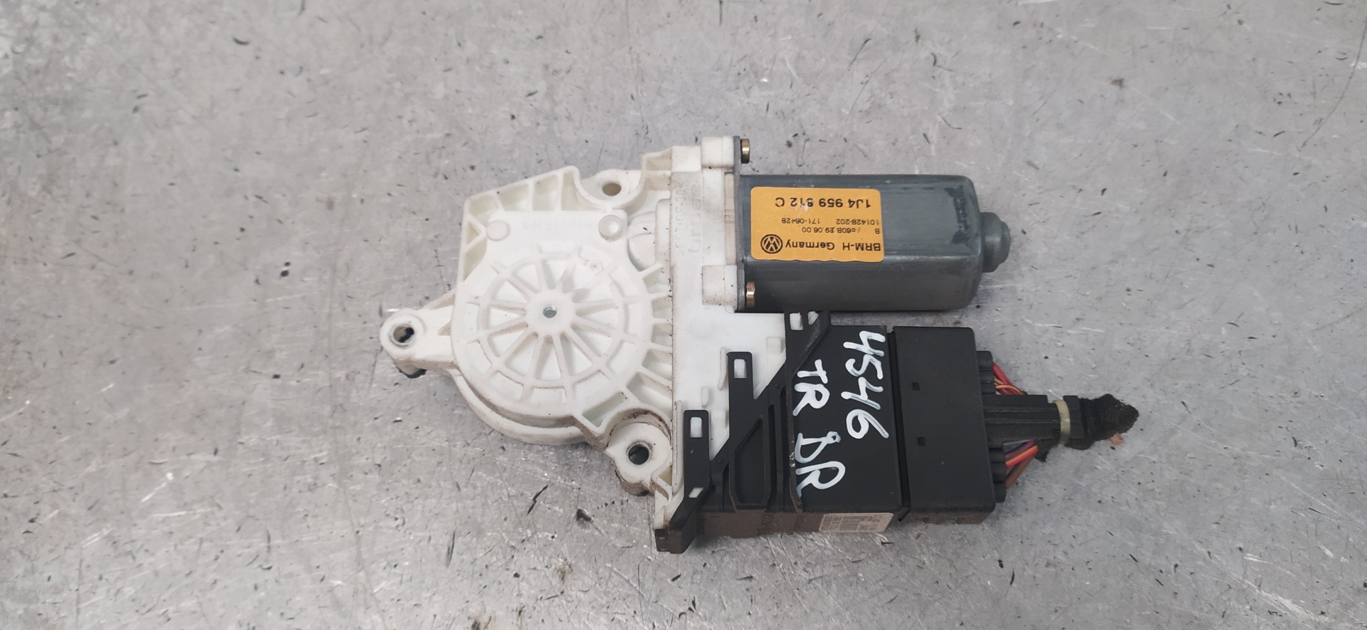 CHEVROLET Bora 1 generation (1998-2005) Rear Right Door Window Control Motor 1J4959812C 20120997